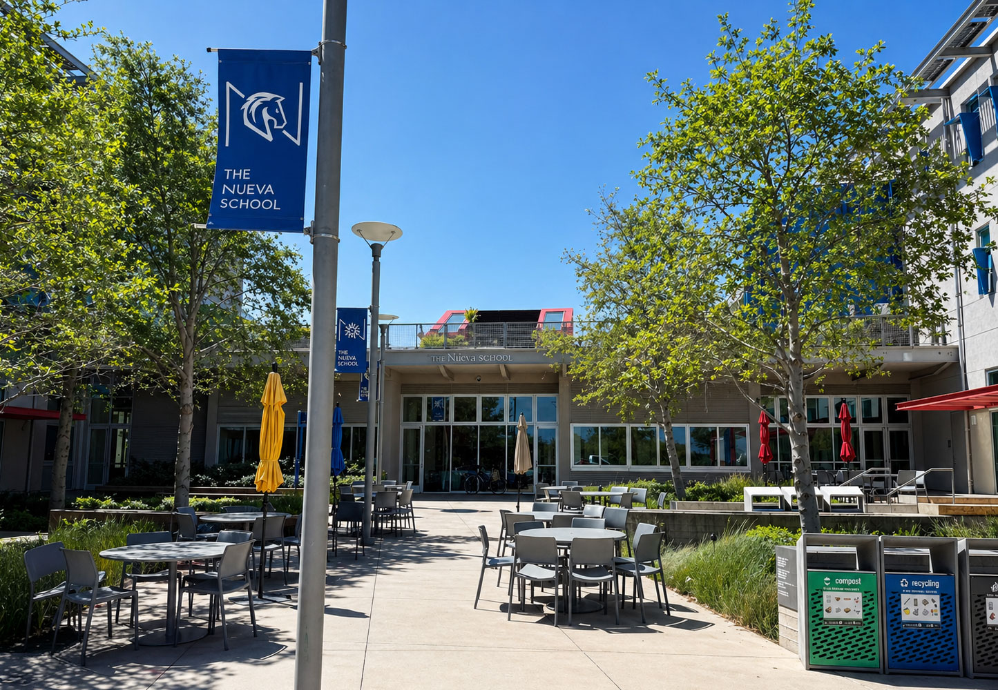 exterior courtyard of The Nueva School campus